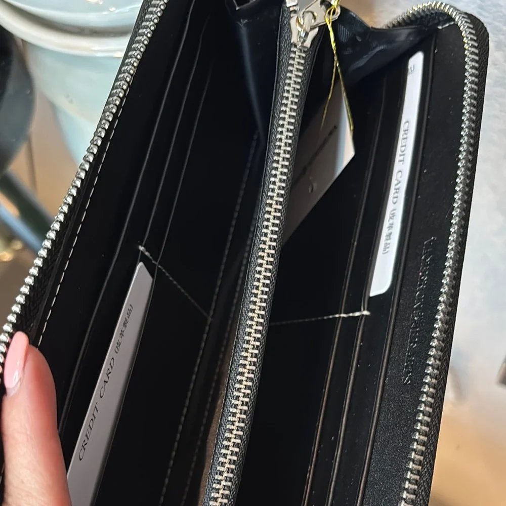 Vacheron Hearts Black Wallet. New with box